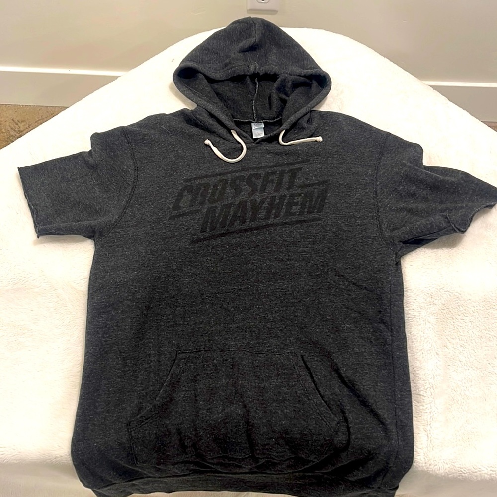 Men’s short sleeve hoodie